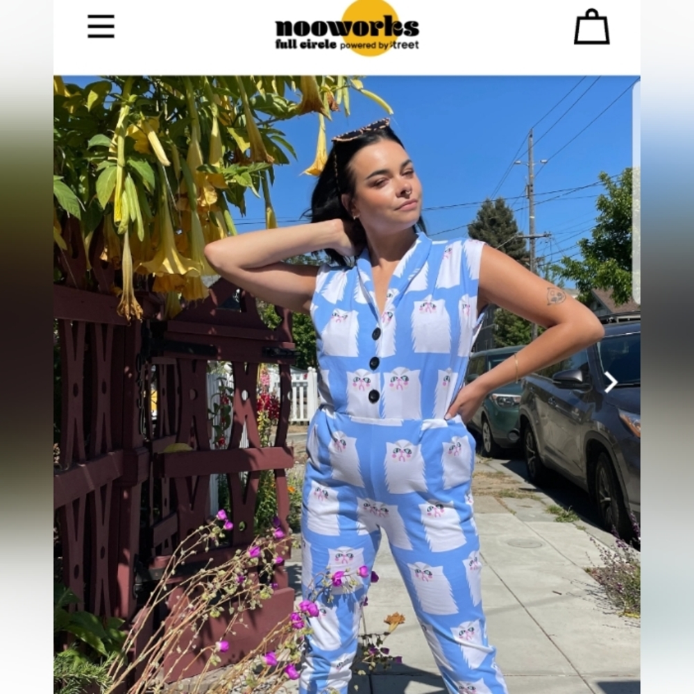 Nooworks Medium Magic Suit in Grumpy Cat Desigh